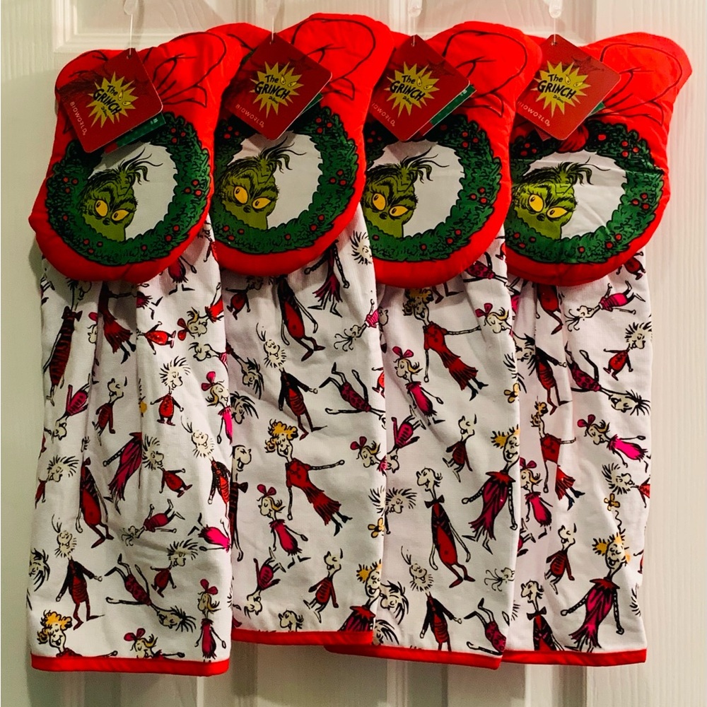 4 The Grinch Wreath Kitchen Towel Sleigh Bell Bistro